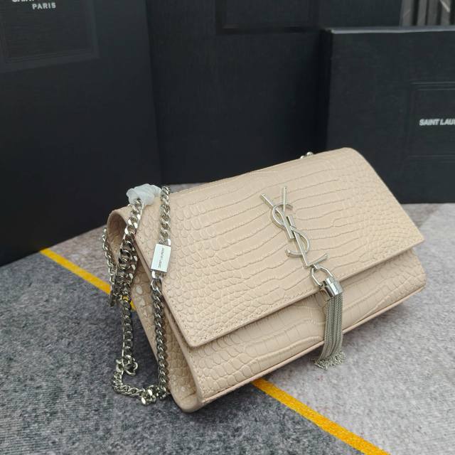 Ysl Saint Laurent Slp Fashion Influencer Chiara Ferragni, Same As Celebrities' M