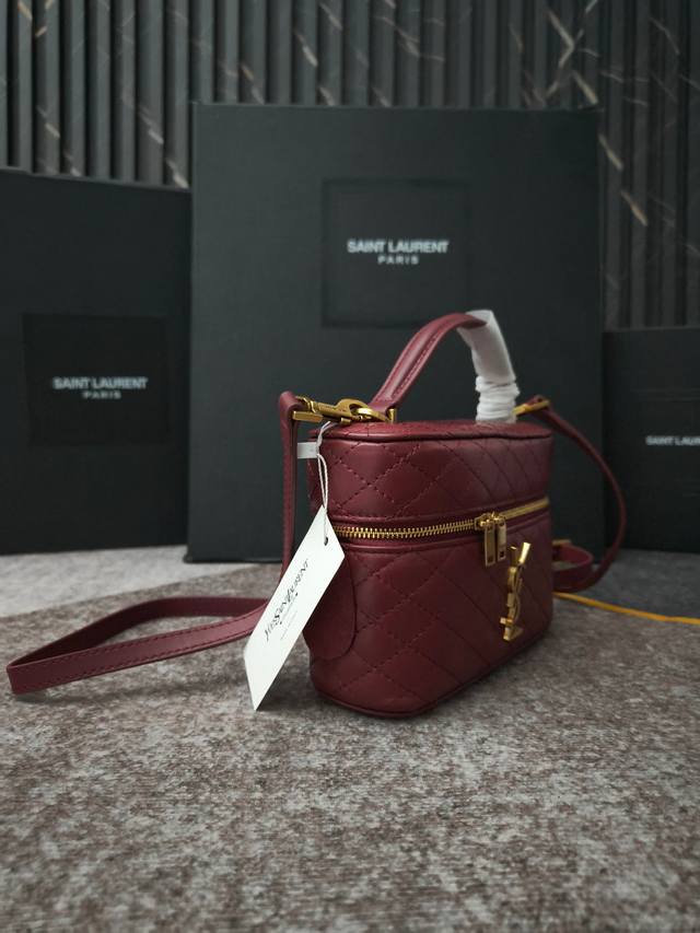Cure-All Bag: Sheepskin-Textured Small Gaby, Also The Same Style As Rose, Spacio