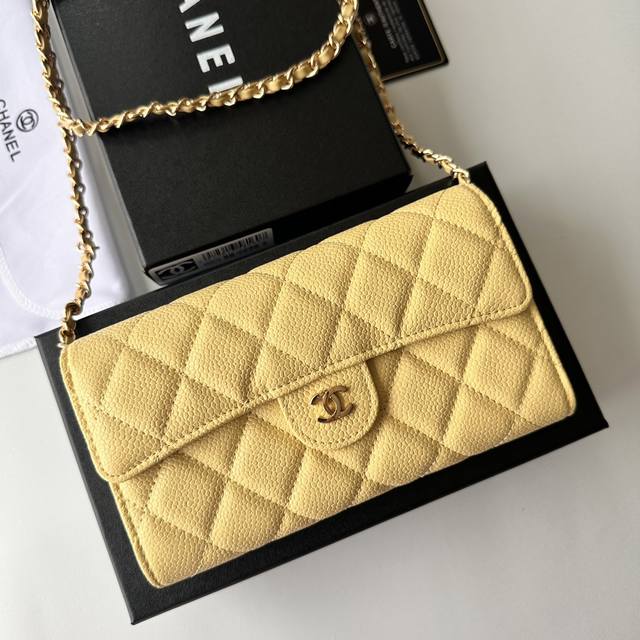 Chanel Chain-Strap Shoulder Bag, The Classic Diamond-Quilted Caviar-Grain Leathe