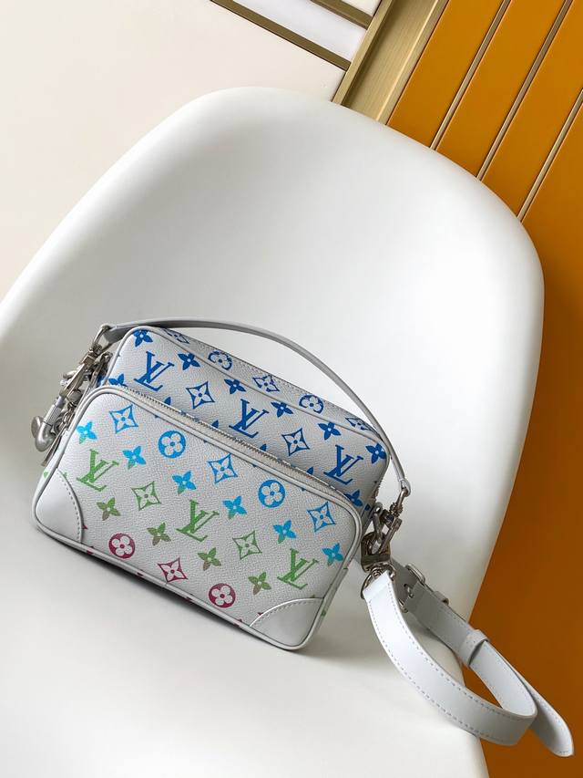 Dynamic 163 M13897 Top-Tier Authentic Replica Dynamic Code-Changing Nil Handbag,
