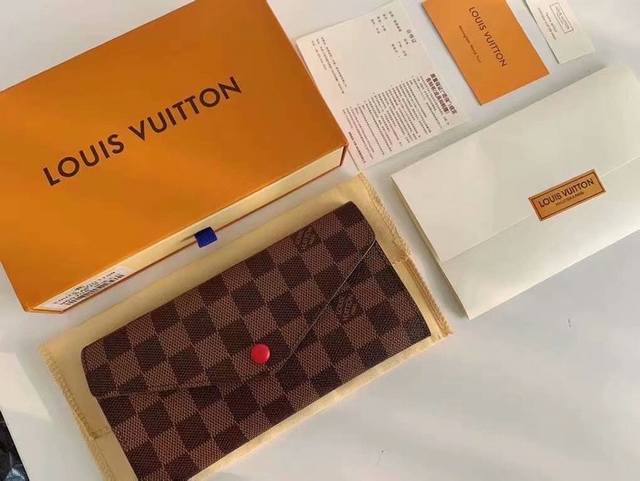 Josephine Wallet Inspired By Louis Vuitton's First Wallet, This Piece Is Crafted