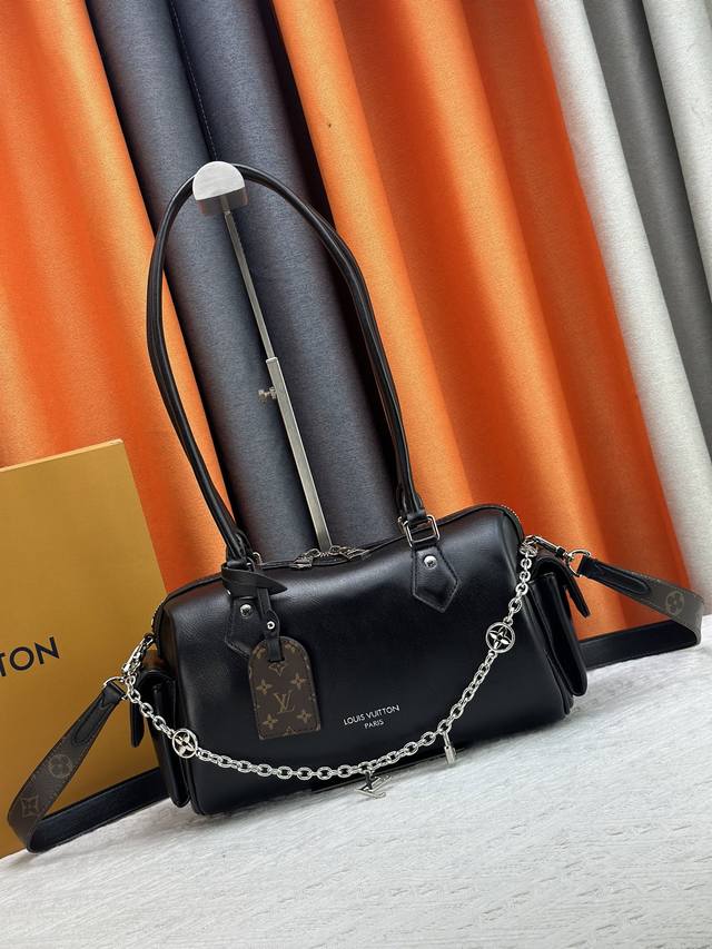 Upgraded Original Version M12934 M12965 This Speedy Cargo Handbag Is Part Of The