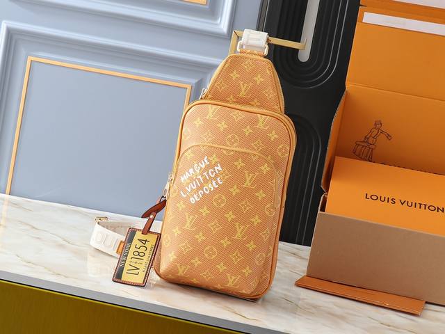Upgraded Original Version M12869 This Avenue Single-Shoulder Bag Features Damier