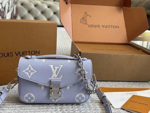 2025 The First Lv Must Be The Lavender Purple Color, So Soft And Delicate, It's