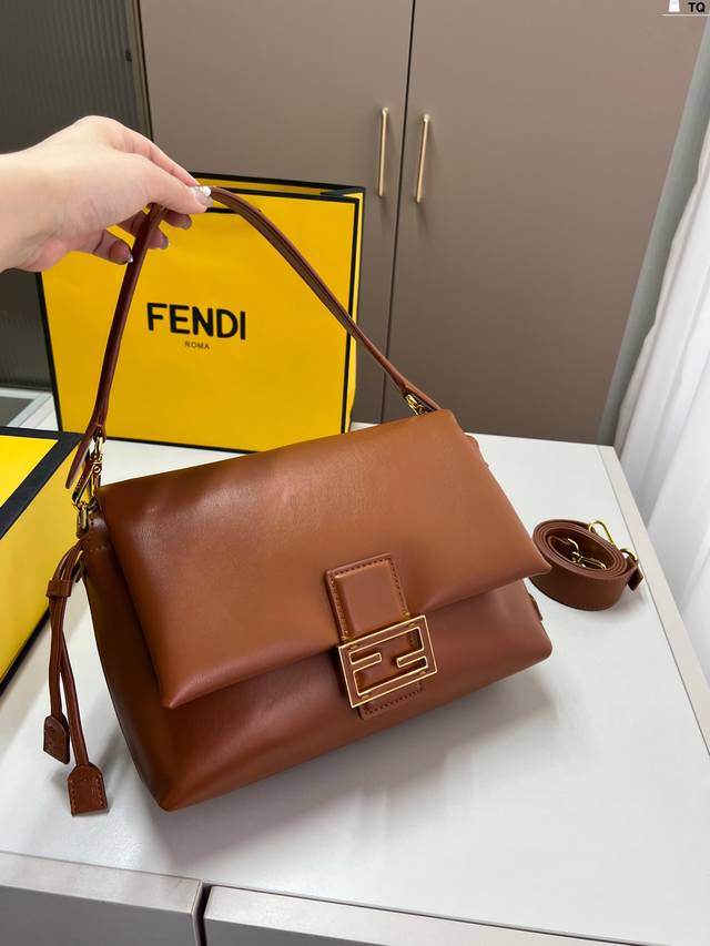 Fendi Fendi's Latest Baguette Bag It's Absolutely Stunning! Perfect For Both Han