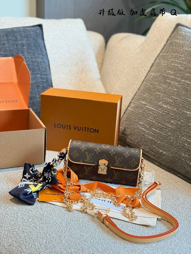 Steel Hardware With Ribbon And Shoulder Strap Lv New Arrival 2025 New Model Poch