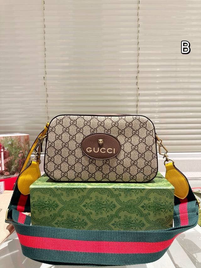 Folding Box Airplane Box Size: 24Cm High-Volume Style Gucci Tiger Head Camera Ba