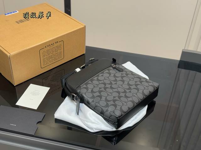 Airplane Box Replica Edition Size: 24.27 Cm Coach Men's Messenger Bag Taiwan-Imp