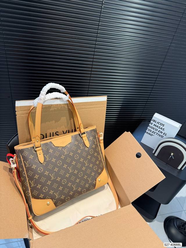 With Airplane Box Foldable Case Lv Tote Bag Extremely Spacious, Making It An Ess