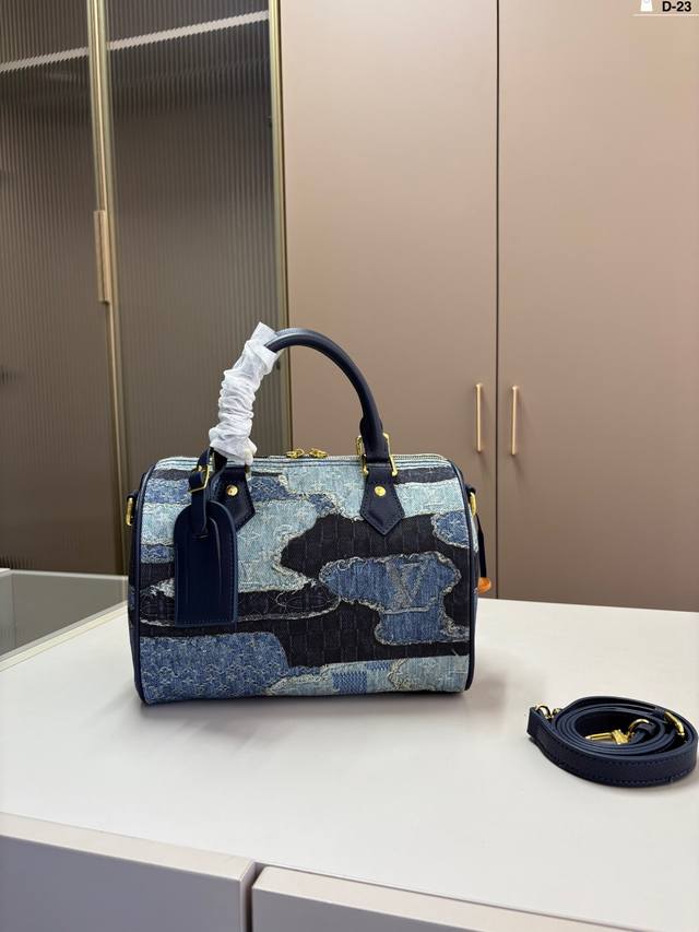 Lv Denim Pillow Bag Now Available! Handheld, Single-Shoulder, Crossbody Style. H