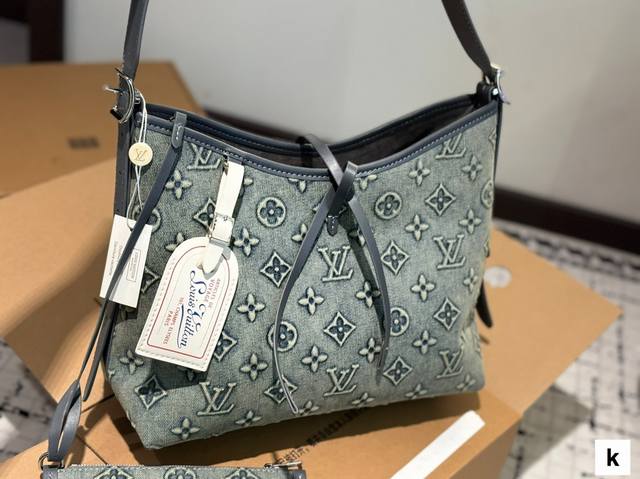 With Box Denim Carryall V New Style, Can Be Worn Crossbody Or Over The Shoulder.