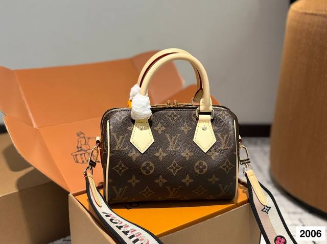Lv Speedy20 Pillow Bag New Speedy20, A Treasure-Sized Design. The 20-Inch Size I