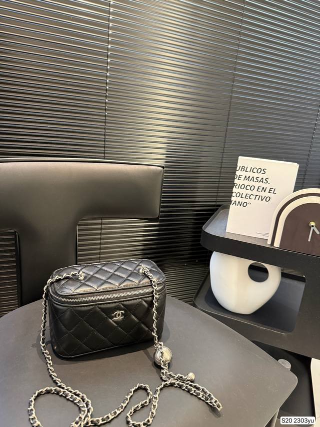 Foldable Box Chanel Makeup Bag With Adjustable Gold Ball The Adjustable Gold Bal