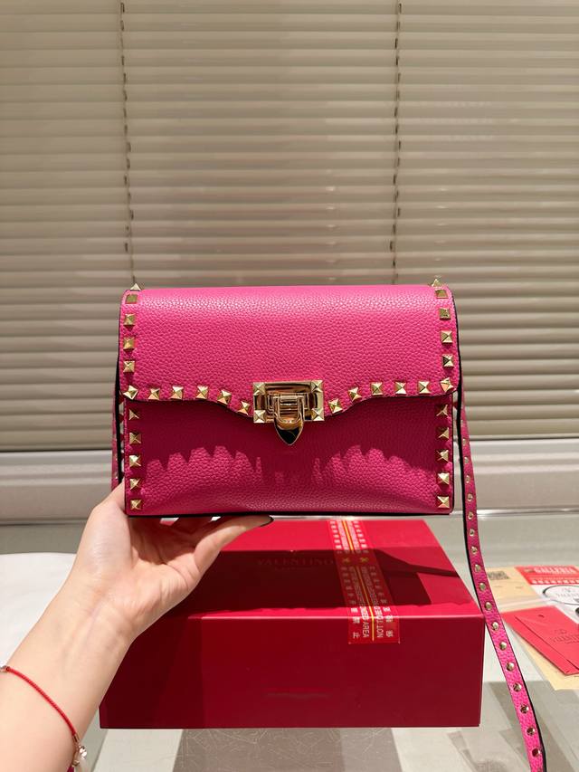 Folding Box Dimensions: 23.16 Cm Valentino Crossbody Bag Exudes Luxury This Desi