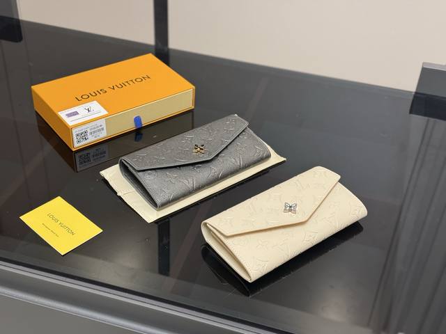 With Box Size: 18*9Cm Lv New Wallet!! Bags Are All The Rage, So Smaller Is More