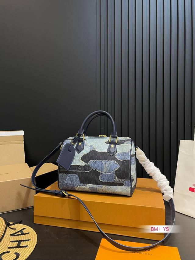 Comes With A Foldable Gift Box. Lv Denim Pillow Bag Is Now Available! Hurry Up A