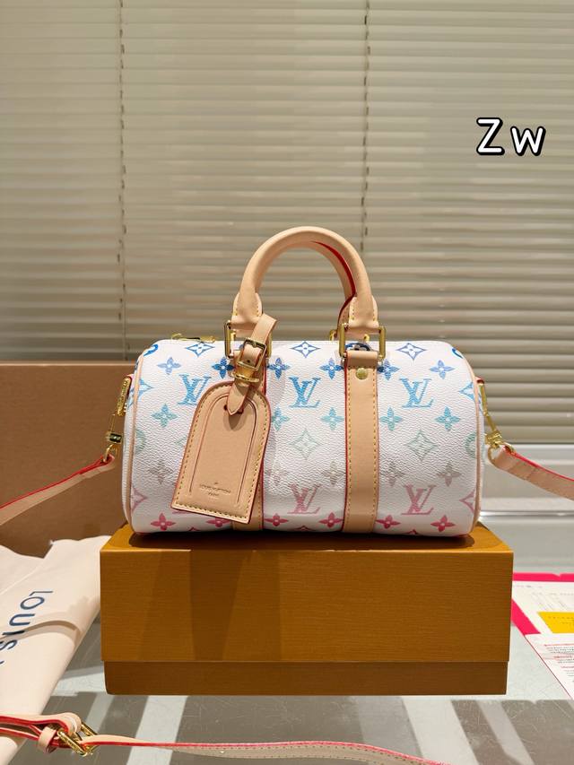 Cowhide Version Lv New Series Pillow Bag Handbag, Global Online Debut Lv Speedy