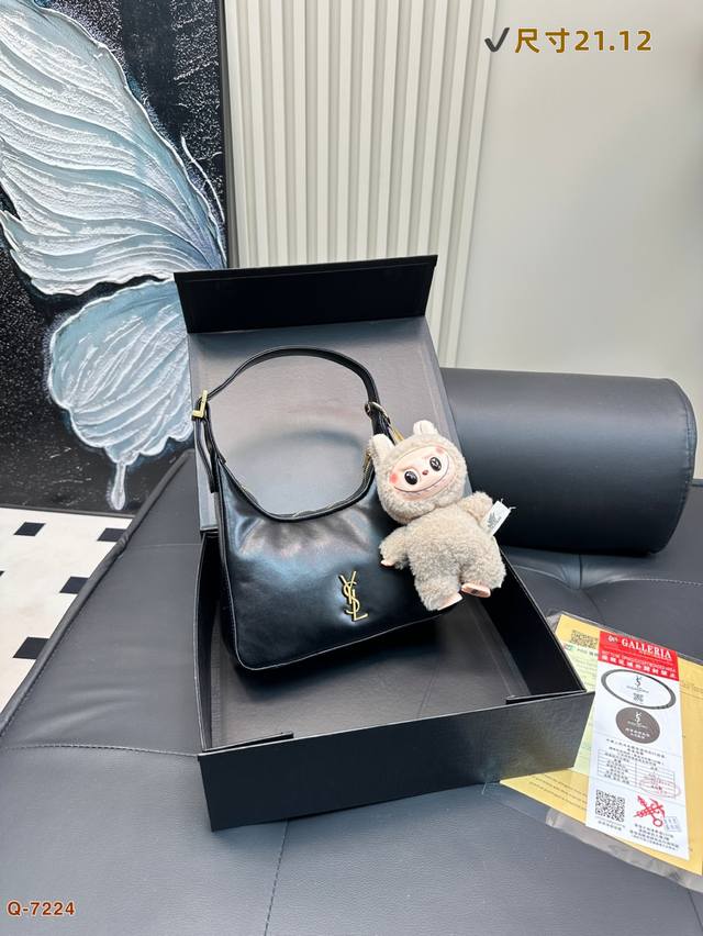 Comes With A Folding Box. Comes With A Doll Charm. Ysl Saint Laurent New Calypso