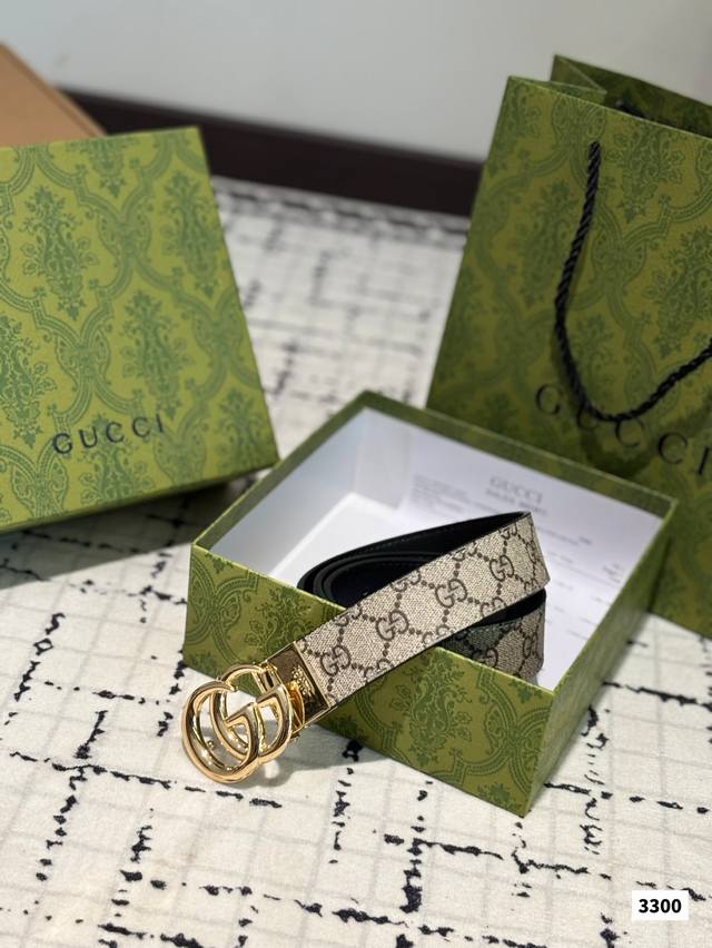 Gucci Belt Set High-End, Elegant, And Luxurious With A Touch Of Sophistication A