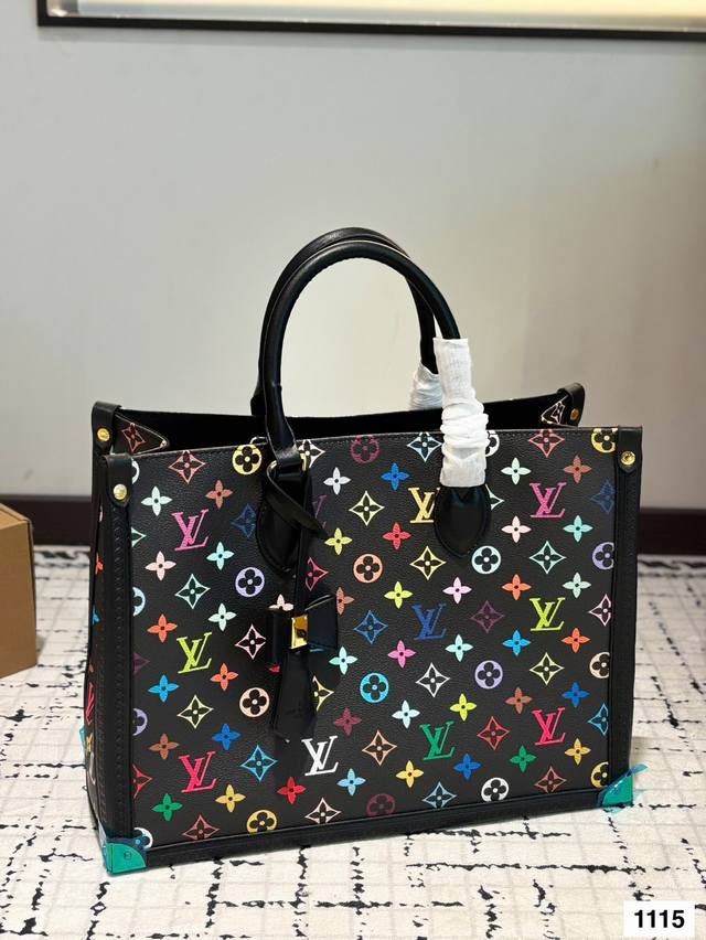 Lv Tote Bag Extremely Spacious, This Is The Ultimate Commuting Accessory. Perfec