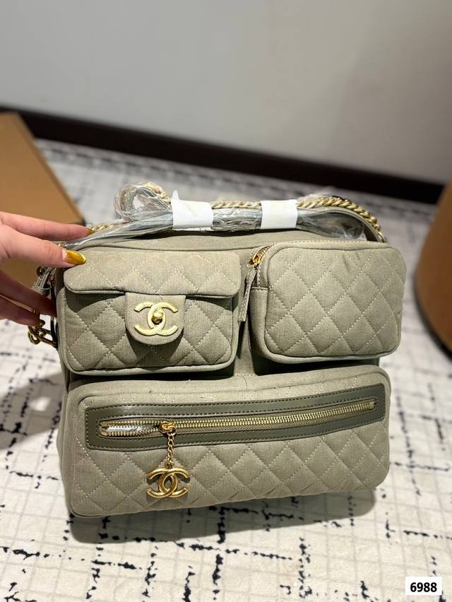 Chanel Denim Motorcycle Bag Chanel Is Simply Too Cool! Suitable For Both Men And