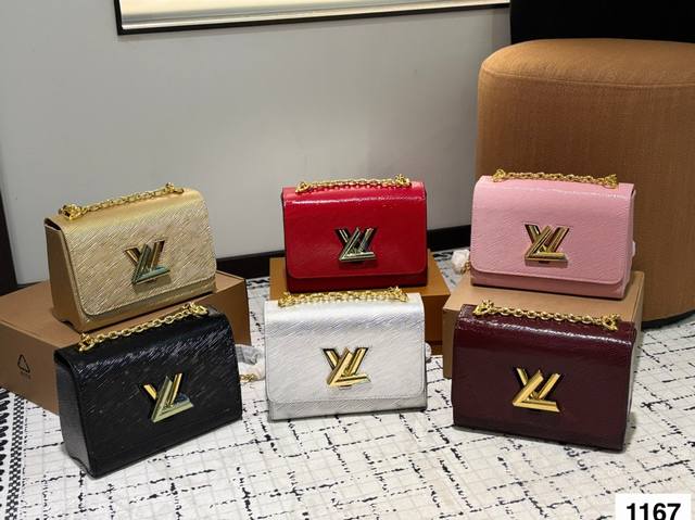 Folding Box Original Hardware With Lv Logo Lv Twist Handbag Retro Elegance, Time