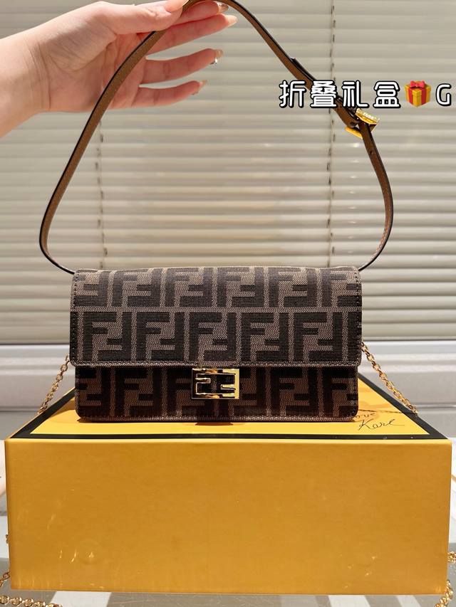 Foldable Gift Box Packaging Fendi Original Crossbody Bag With Chain Strap For Ve