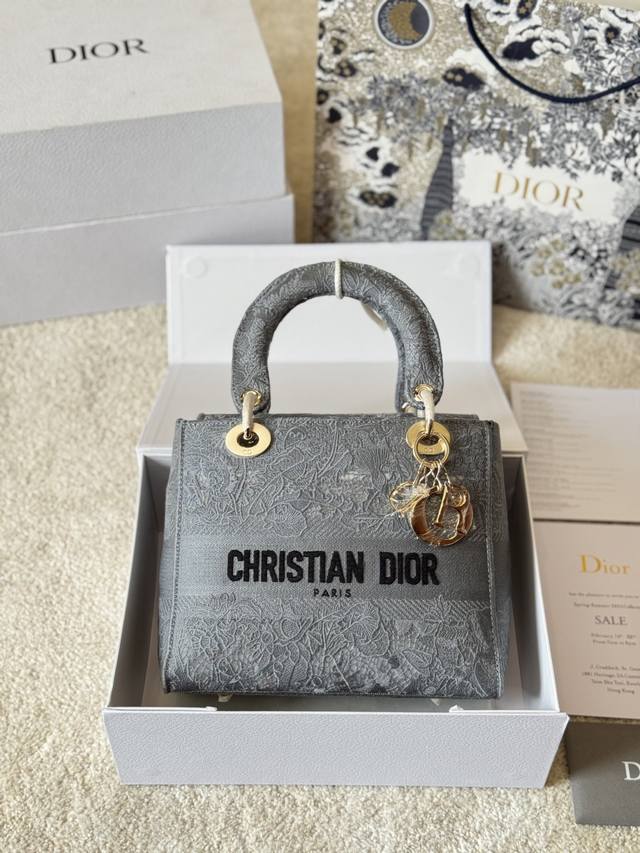 Original Fabric Dior Lady D-Lite Embroidered Bag, Celebrity-Inspired Embroidered