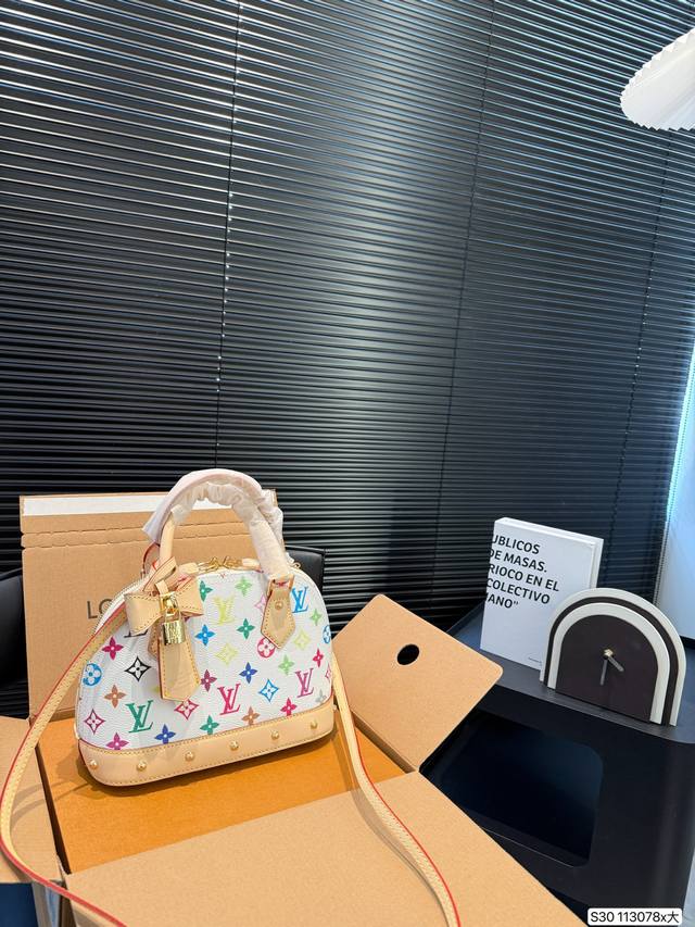 Large Size With Airplane-Style Folding Box Lv Shell Lv's