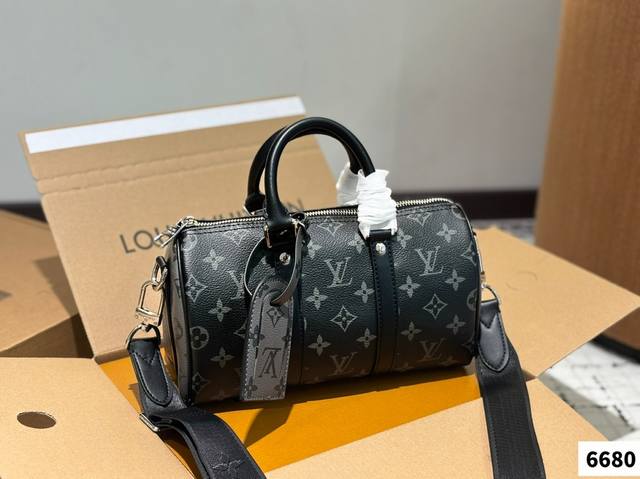 Comes With A Foldable Airplane Box Lv Pillow-Sized Keepall 35
