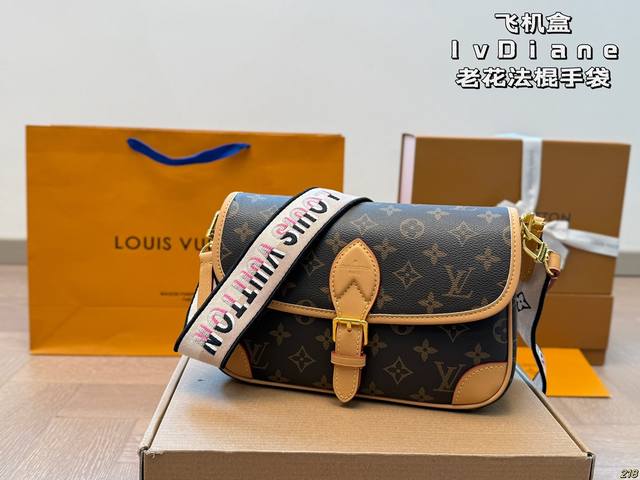 Airplane Box Early Spring L-Line Diane Baguette Handbag Customized Vintage Patte
