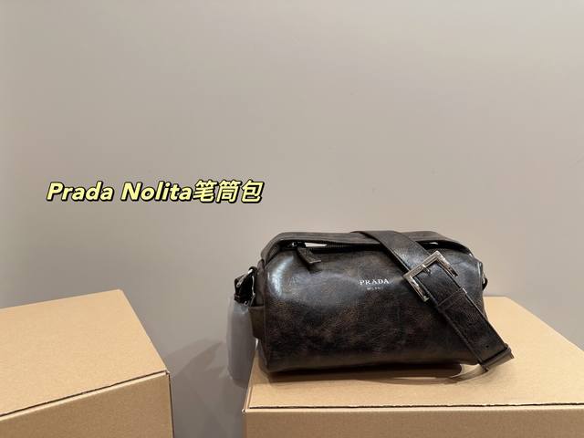 Size 22.10 Prada Nolita Pen Case