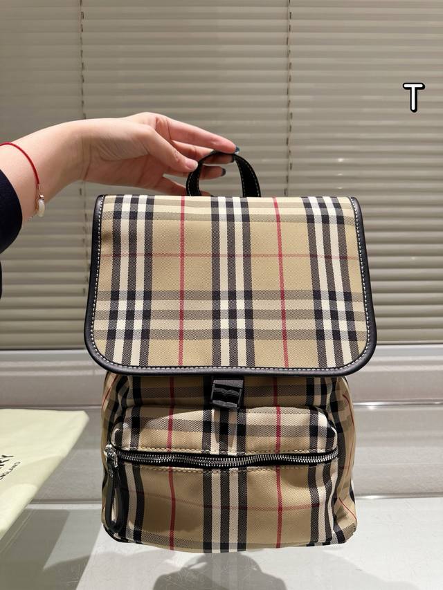 Burberry Size: 23.31 Double Shoulder Burberry Tb Bag New Arrival High Quality!