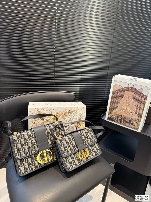 Large And Small Sizes With Folding Box Dior Montagne Bag Showcases Fashionable C