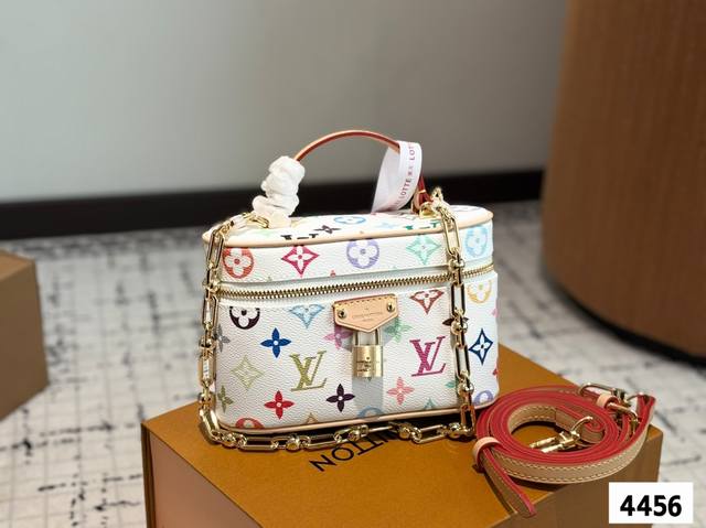 Gift Box Size: 19