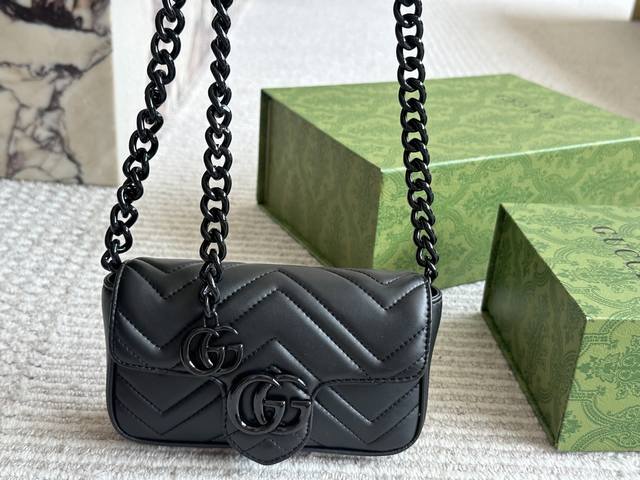 With Box Size: 16.5 X 11 Cm Ggmarmont Macaron Can Be Used As A Waist Bag Or Unde