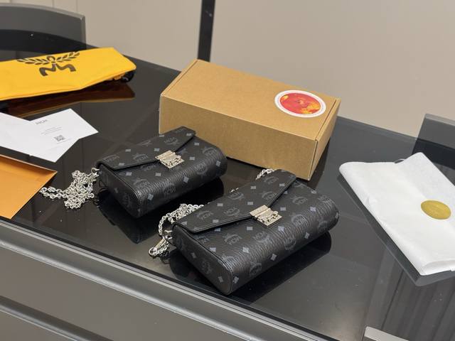 With Airplane Box Top-Quality Authentic Product Mcm Chain Bag Qingdao Original F