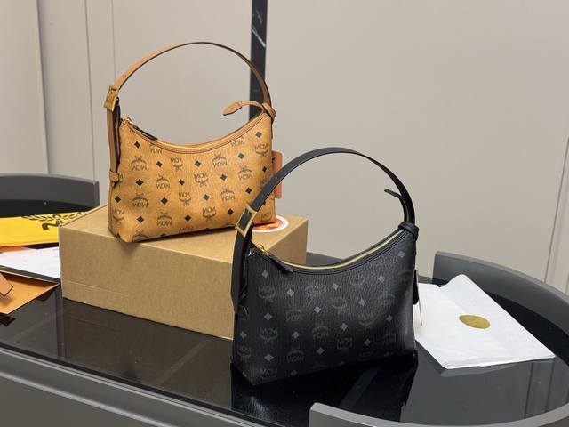 With Airplane Box Size: 26 Cm Mcm Horn Bag New Arrival Authentic!Qingdao-Made Ho