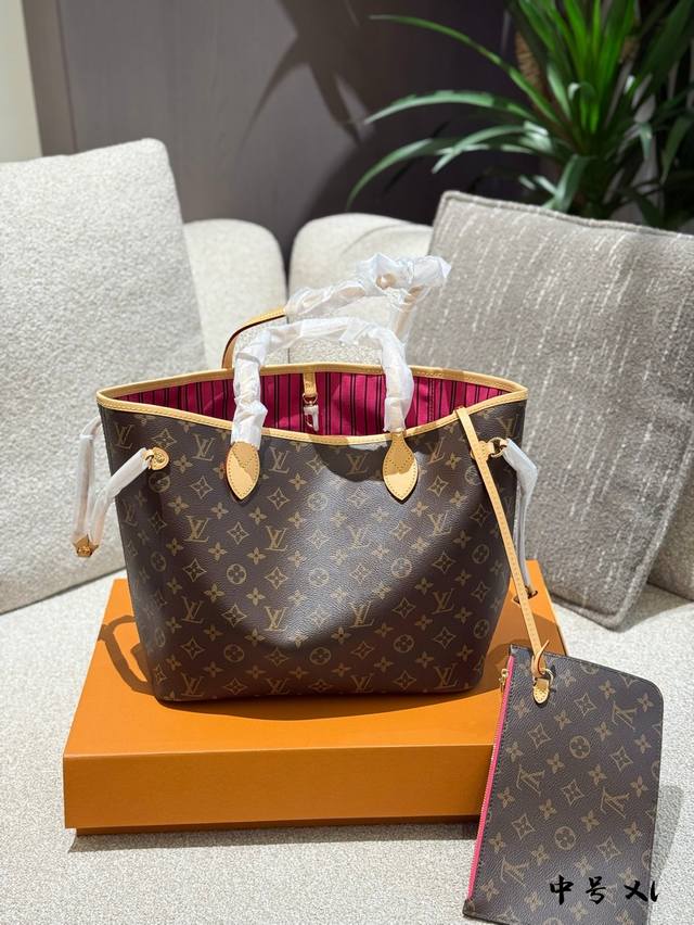 Lv Neverfull Medium Shopping Bag! An Entry-Level Style! An Absolute Timeless Cla