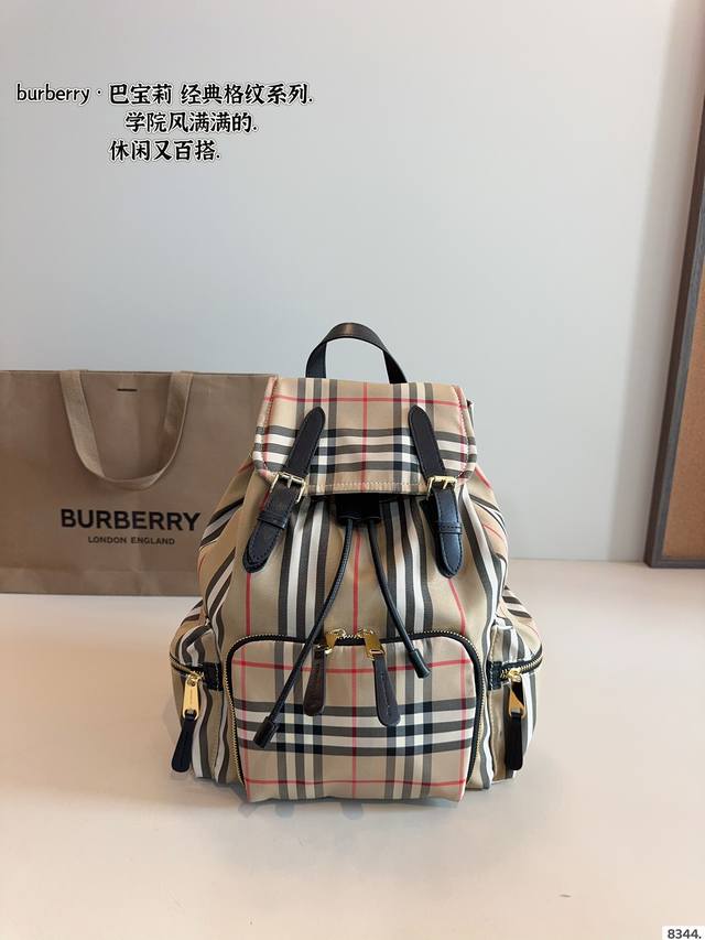 Burberry Double-Shoulder Bag Lightweight Design. Inspired By The Iconic Burberry