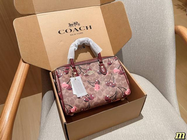 Coach Coach New Cherry Boston Pillow Bag Dimensions: 25 Cm Gift Box Packaging