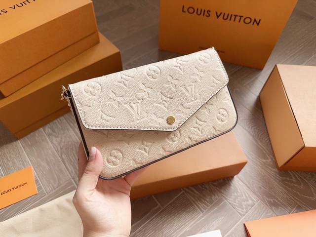 High-End Edition With Box Size: 21