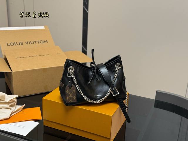 With Folding Box And Airplane Box Size: 26*17 Cm Lv The Ultimate Carryall, Cute