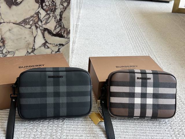 With Box Size: 22*15Cm Bur New Handbag Latest Checkered Fabric! Perfect For Ever