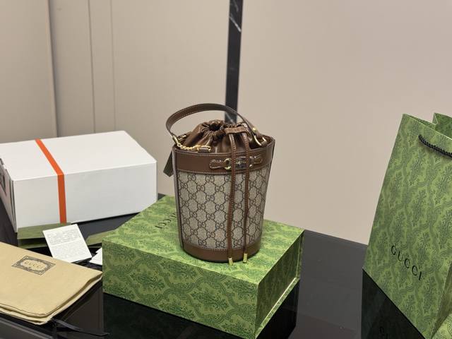 Comes With A Folding Box And Airplane Box. Dimensions: 14.18 Cm Gucci 1955 Fortu