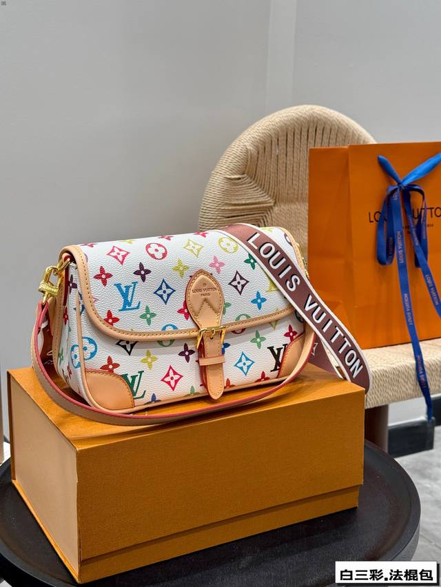 Gift Box Packaging. Lv Murakami Takashi Collaboration White Three-Color Diane Ba