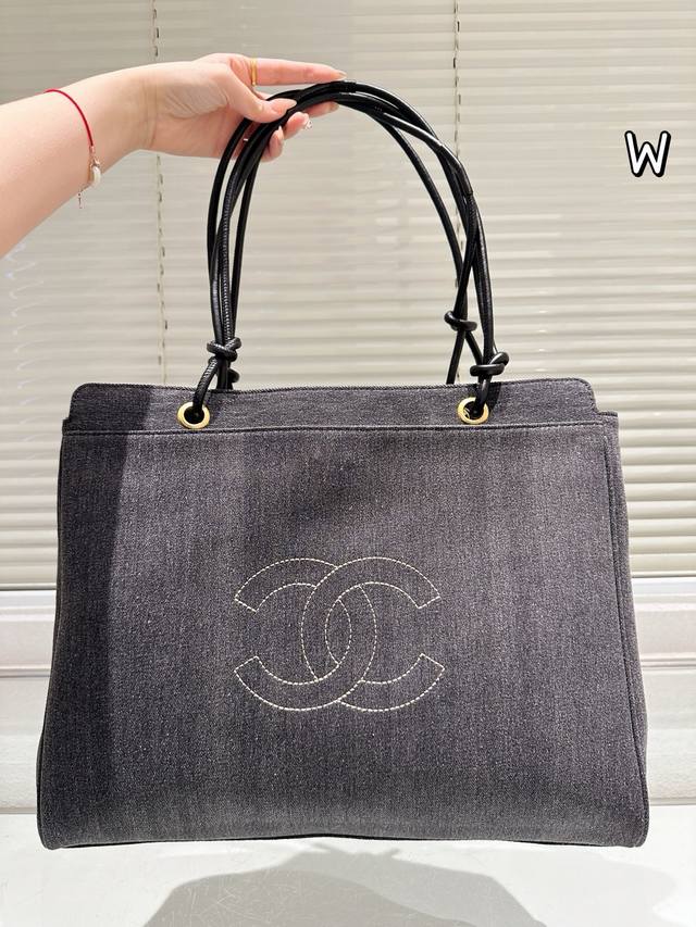 Original Fabric Chanel Tote Bag Full Of Surprises When Worn Luxurious, Laid-Back