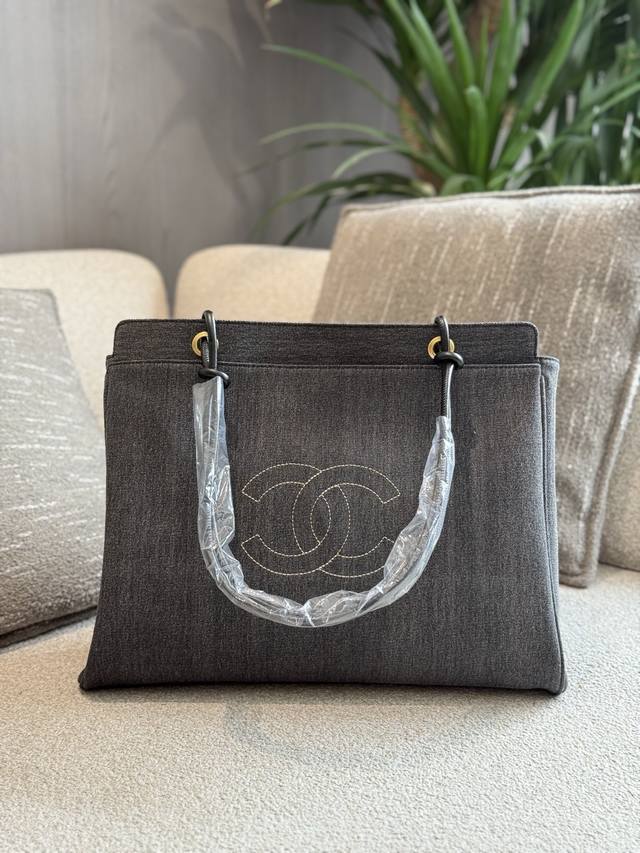 Take It With You On Your Next Trip~ Chanel Denim Tote, The Lightest And Largest