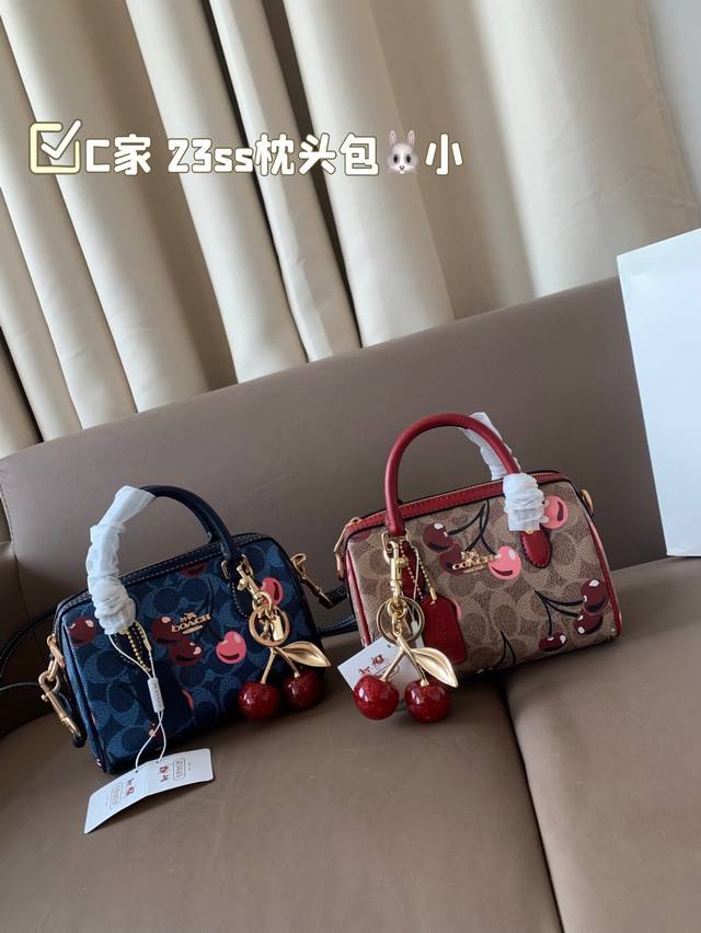 Small Size With Accessories Gift Box Size: 17*12 C-House 23Ss Pillow Bag New Arr