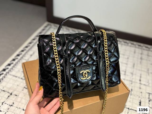 Gift Box Chanel New As Always, The Soft And Supple Leather Material, This Bag Is